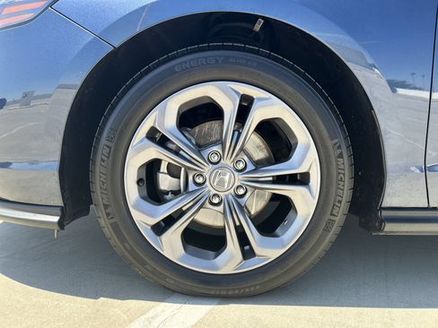 Certified 2023 Honda Accord EX image 19