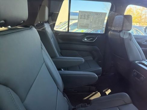 Used 2023 Chevrolet Tahoe Z71 image 11