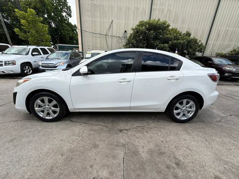 Used 2010 MAZDA MAZDA3 i Touring FWD image 4