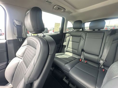 New 2026 Lincoln Nautilus Reserve AWD/4WD image 12