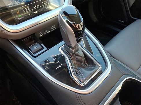 Used 2024 Subaru Outback Onyx Edition image 15