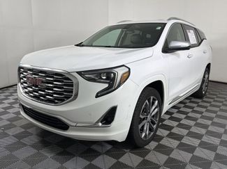 Used 2018 GMC Terrain Denali w/ Advanced Safety Package video 3