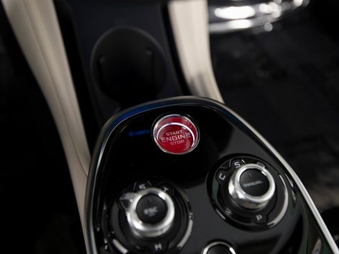 Used 2023 McLaren GT image 20