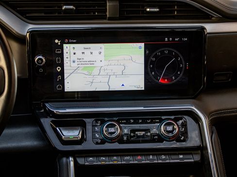 Used 2024 GMC Sierra 1500 Denali image 37