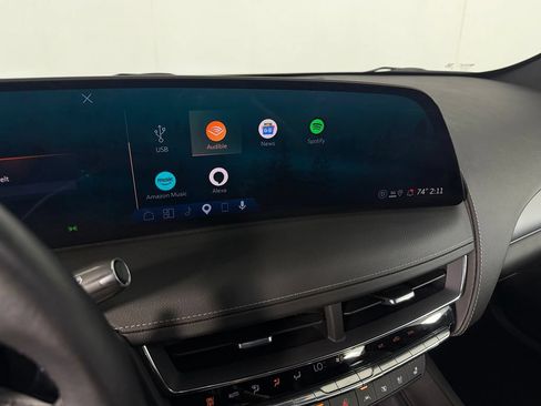 Used 2025 Cadillac CT5 Premium Luxury RWD image 17
