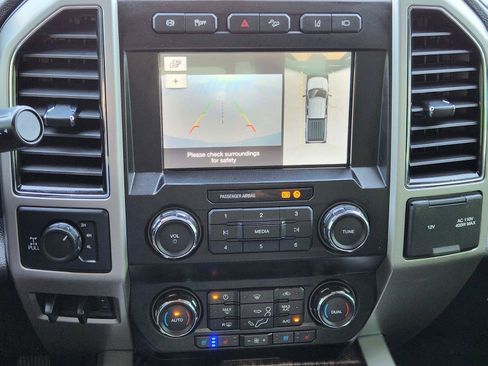 Used 2019 Ford F250 Lariat w/ Lariat Ultimate Package AWD/4WD image 14