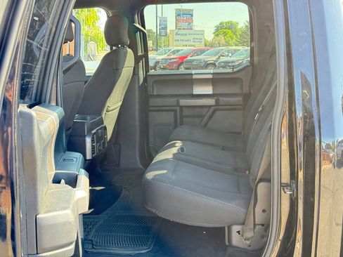 Used 2017 Ford F150 XLT w/ Equipment Group 302A Luxury AWD/4WD image 19