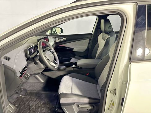 Certified 2024 Volkswagen ID.4 2WD image 12