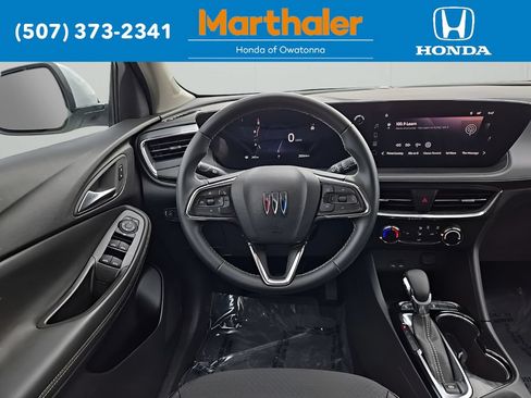 Used 2025 Buick Encore GX Preferred AWD/4WD image 24