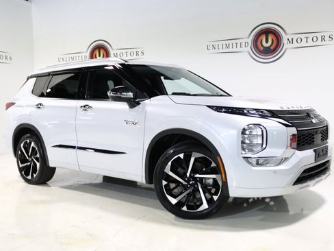 Used 2023 Mitsubishi Outlander SEL image 71