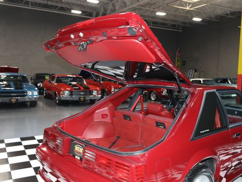 Used 1990 Ford Mustang GT RWD image 43