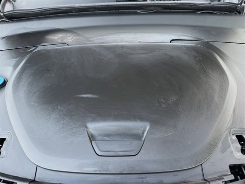 Used 2023 Volvo XC40 Recharge Ultimate image 33