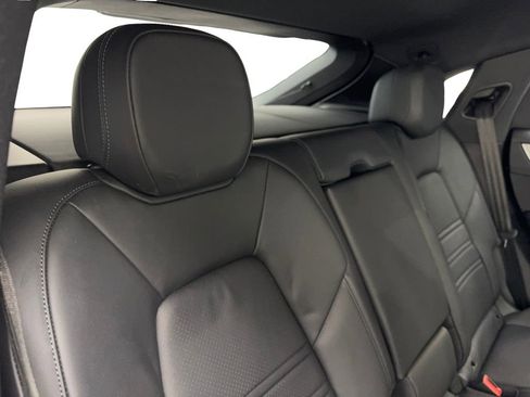 Used 2024 Porsche Cayenne Coupe image 41