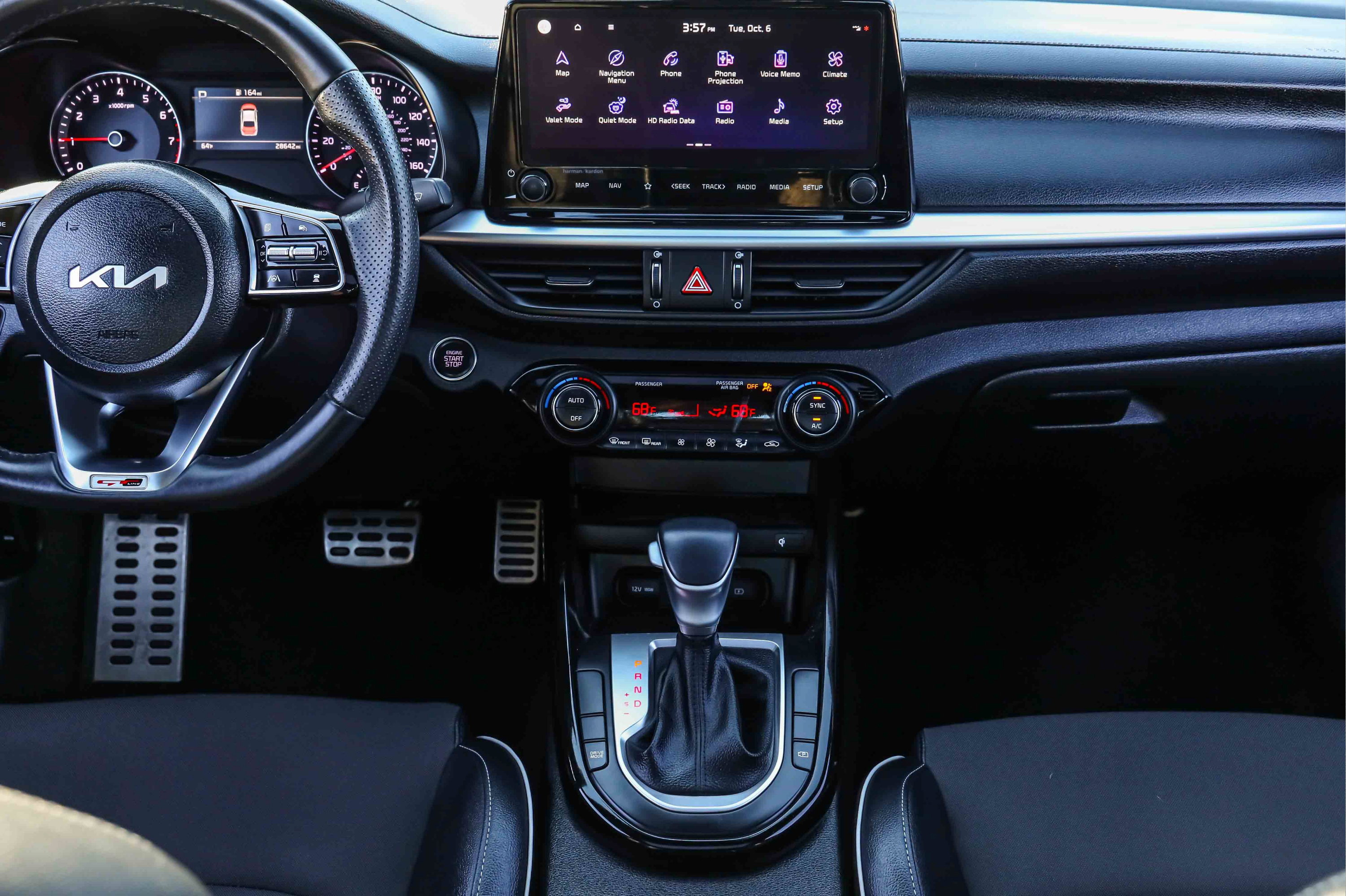 Certified 2023 Kia Forte GT-Line w/ GT-Line Premium Package FWD image 10