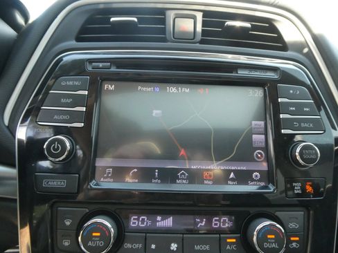 Used 2016 Nissan Maxima SR FWD image 24