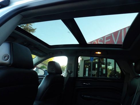 Used 2015 Cadillac SRX Luxury w/ LPO, Sports Edition Package image 10