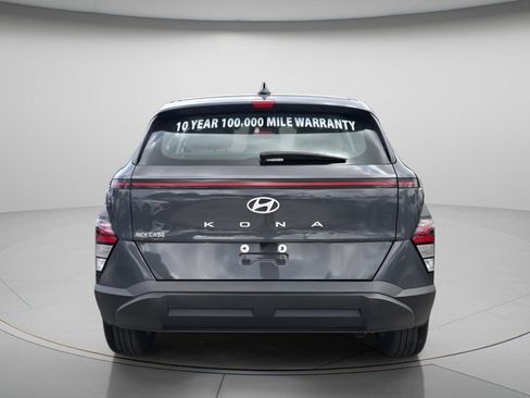 Certified 2026 Hyundai Kona SE FWD image 6