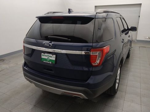 Used 2017 Ford Explorer XLT FWD image 7