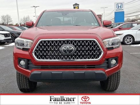 Certified 2019 Toyota Tacoma TRD Off-Road image 2