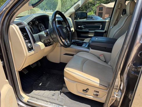 Used 2018 RAM 1500 Limited AWD/4WD image 11