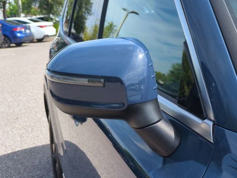 Used 2025 Kia Telluride S FWD image 12