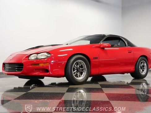 Used 2001 Chevrolet Camaro Z28 RWD image 22
