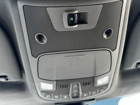 Used 2017 Ford F150 Lariat w/ Equipment Group 502A Luxury image 33