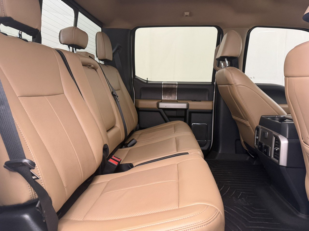 Used 2022 Ford F450 Lariat w/ FX4 Off-Road Package AWD/4WD image 13