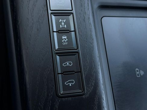 New 2026 Lexus LX 600 4WD w/ Premium Package image 34