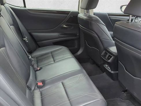 Used 2019 Lexus ES 300h w/ Accessory Package 2 FWD image 25