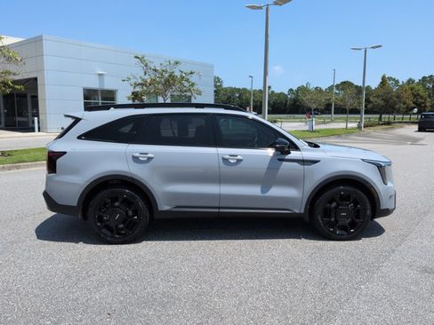 Used 2024 Kia Sorento SX Prestige w/ Olive Brown Leather Package AWD/4WD image 4