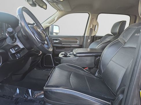Used 2024 RAM 2500 Laramie image 9