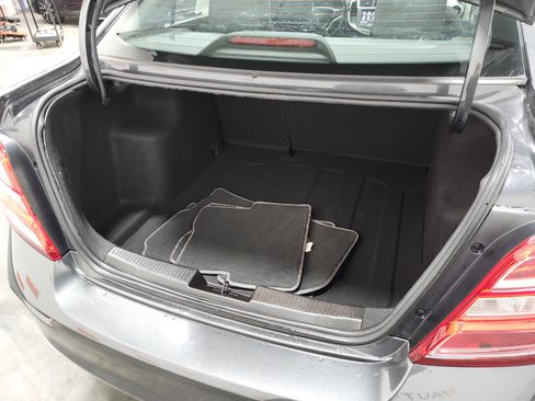 Used 2020 Chevrolet Sonic LT image 20