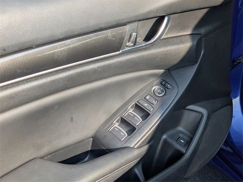 Used 2022 Honda Accord Sport image 16