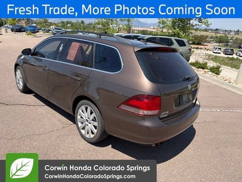 Used 2011 Volkswagen Jetta TDI FWD image 4