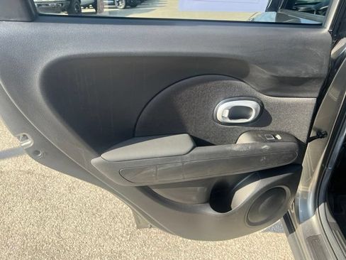 Used 2017 Kia Soul w/ Convenience Package FWD image 26