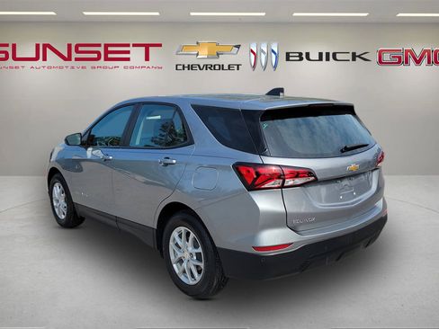 Certified 2023 Chevrolet Equinox LS image 6