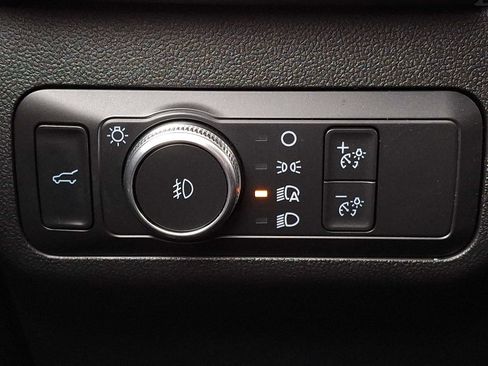 Used 2022 Ford Escape SEL image 24