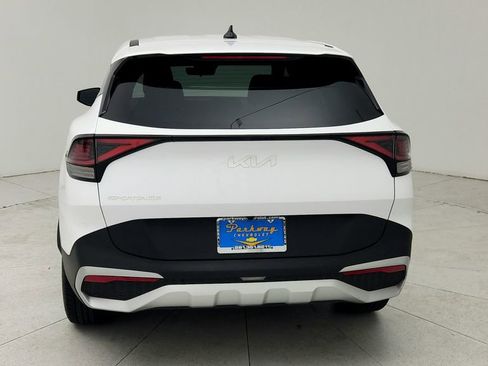 Used 2025 Kia Sportage LX image 7