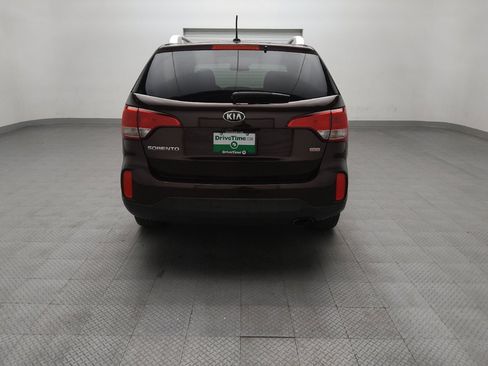 Used 2015 Kia Sorento LX AWD/4WD image 7