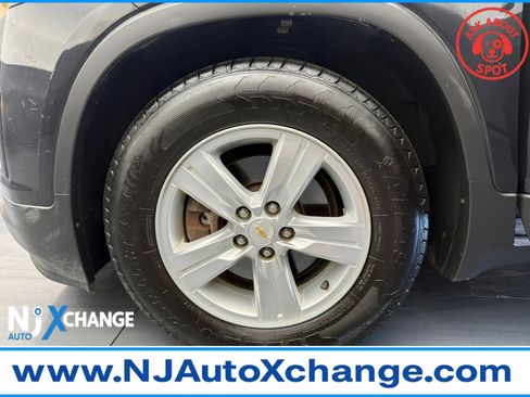 Used 2015 Chevrolet Trax LT w/ LT Plus Package FWD image 40