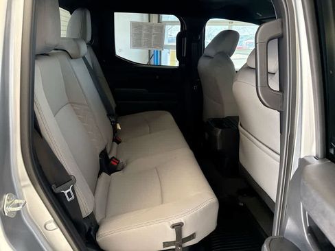 Used 2025 Toyota Tacoma SR5 image 22