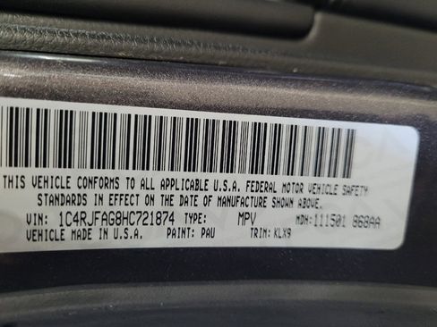 Used 2017 Jeep Grand Cherokee Altitude AWD/4WD image 33