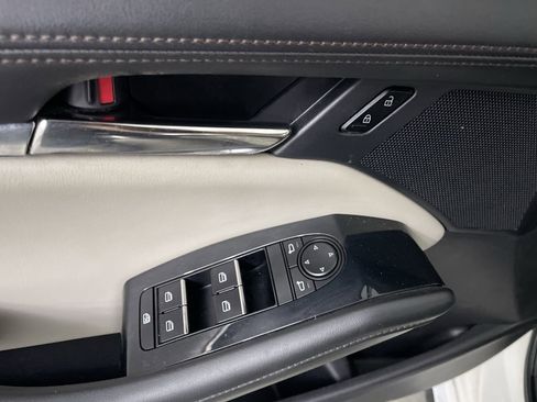 Used 2019 MAZDA MAZDA3 w/Select Pkg image 11