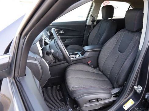 Used 2016 Chevrolet Equinox LT w/ Convenience Package FWD image 9