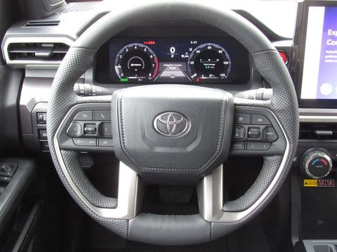 New 2026 Toyota Tacoma TRD Off-Road AWD/4WD image 28