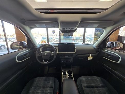 New 2025 Ford Bronco Sport Heritage w/ Convenience Package image 16