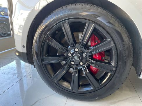 Used 2021 Land Rover Range Rover Sport HST image 30