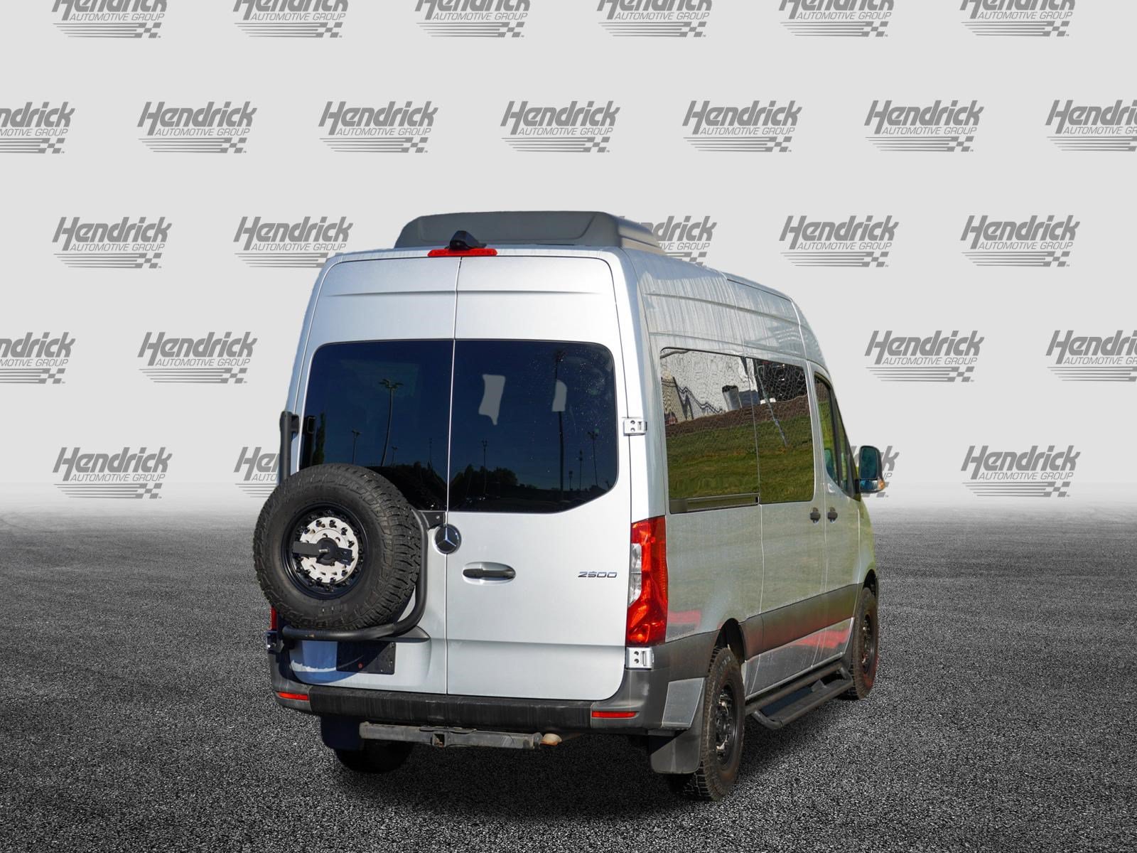 Used 2019 Mercedes-Benz Sprinter 2500 image 9