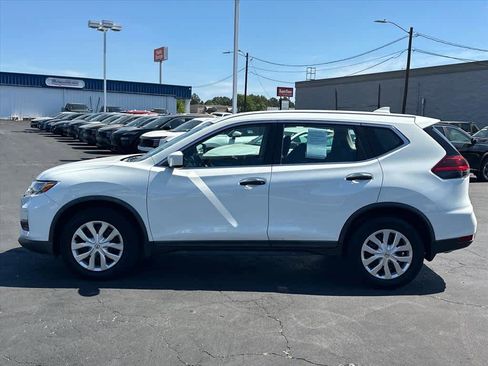 Used 2018 Nissan Rogue S image 6